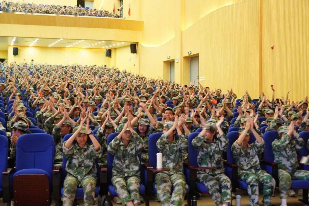你认为赵卫国老师的相声水平如何？游戏画面